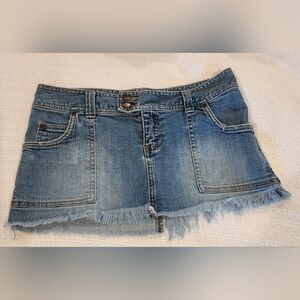 Abercrombie & Fitch Micro Mini Skirt Denim. EUC. Size 4 stretch